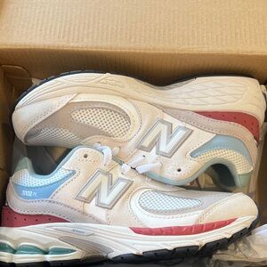 Girls Sz 2 New Balance 2002R White with Red and Blue Accents